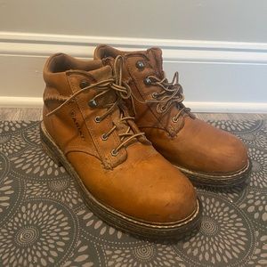 Ariat Macey composite toe work boots - women’s 8.5